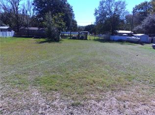 Chestnut Ln, Zephyrhills, FL 33541