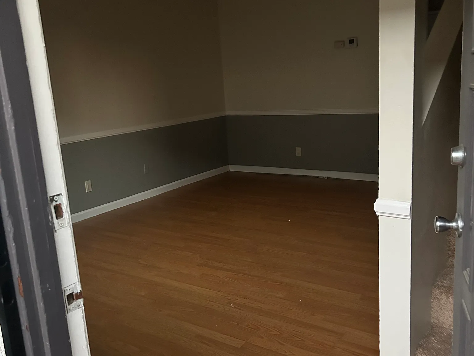 2 bed, 1.5 bath, 1100 sqft, $2,700 — Photo 2