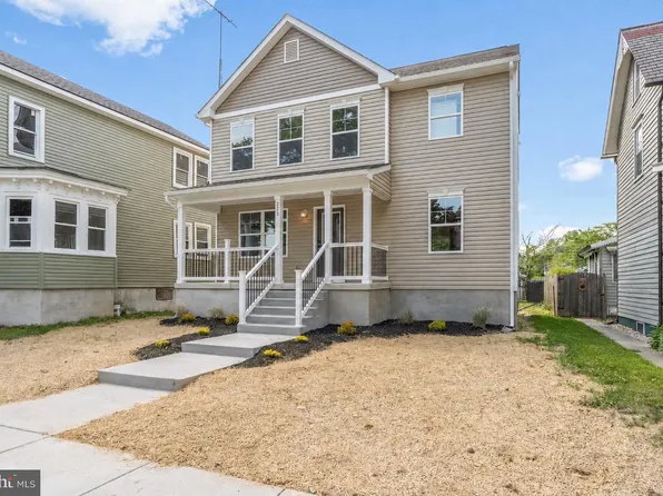 223 Liverpool Ave, Egg Harbor City, NJ 08215