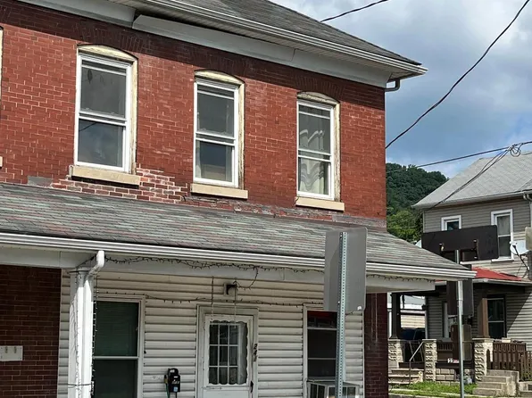 241 Logan St, Lewistown, PA 17044