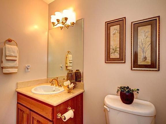 5th image of 12010 Magnolia Ct
