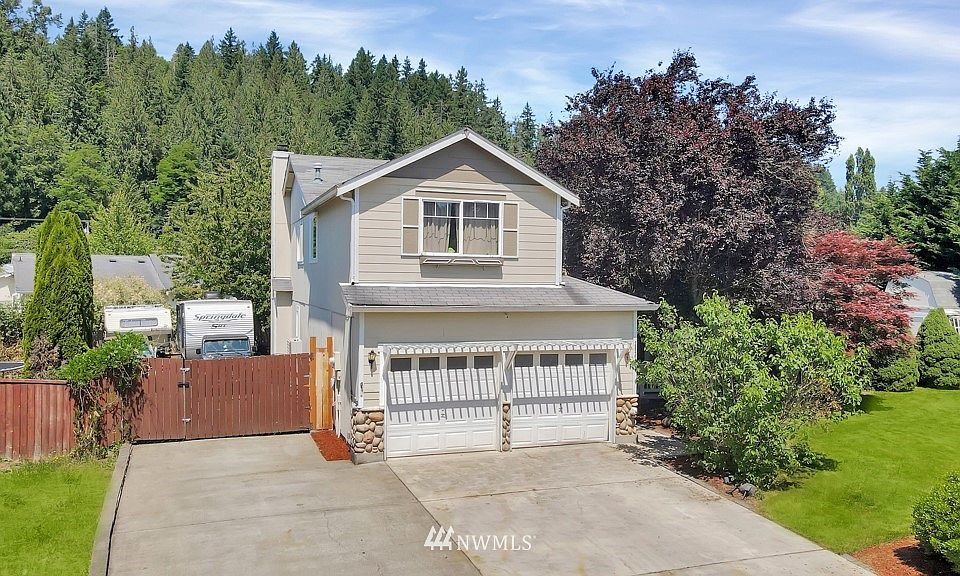1st image of 25217 154th St E