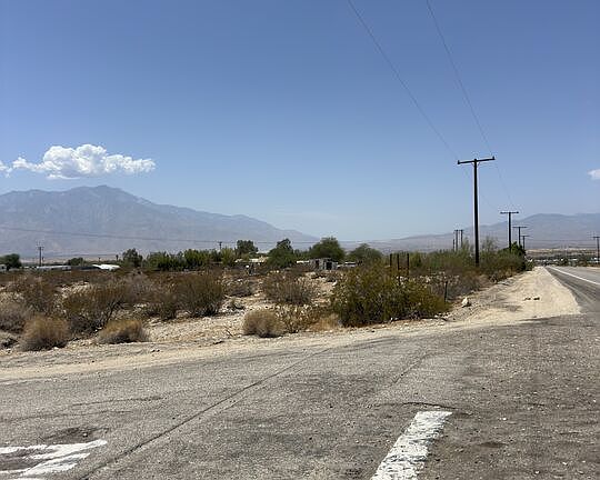 3rd image of 71455 Dillon Rd