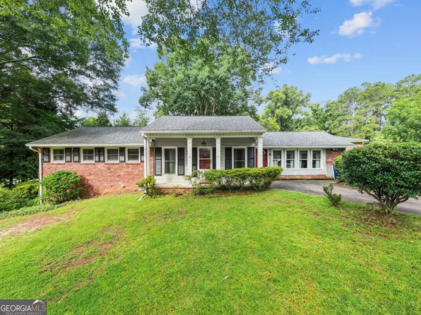 4152 Laynewood Cir, Tucker, GA 30084