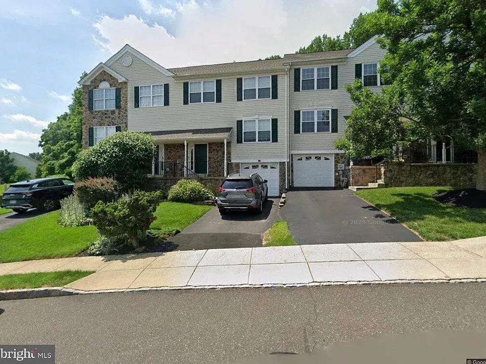 3728 Swetland Dr