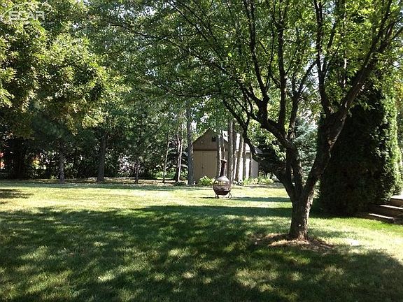 5th image of 610 Layman Creek Cir