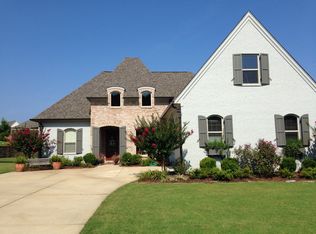 359 Windsor Dr N, Oxford, MS 38655