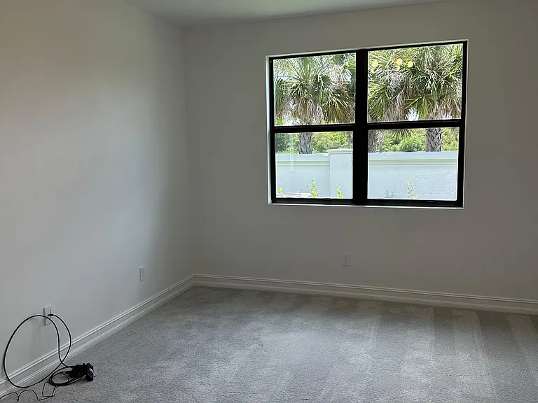 7502 Rockefeller Dr — Photo 9