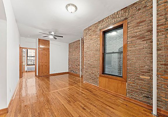 3rd image of 326 E 11th St APT 9