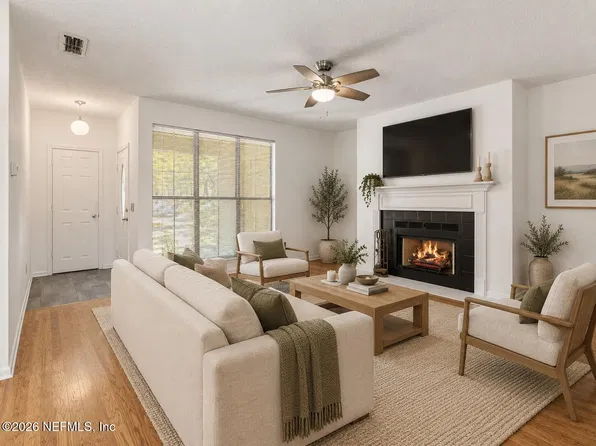 2605 WOOD HILL Drive #2605, Jacksonville, FL 32256