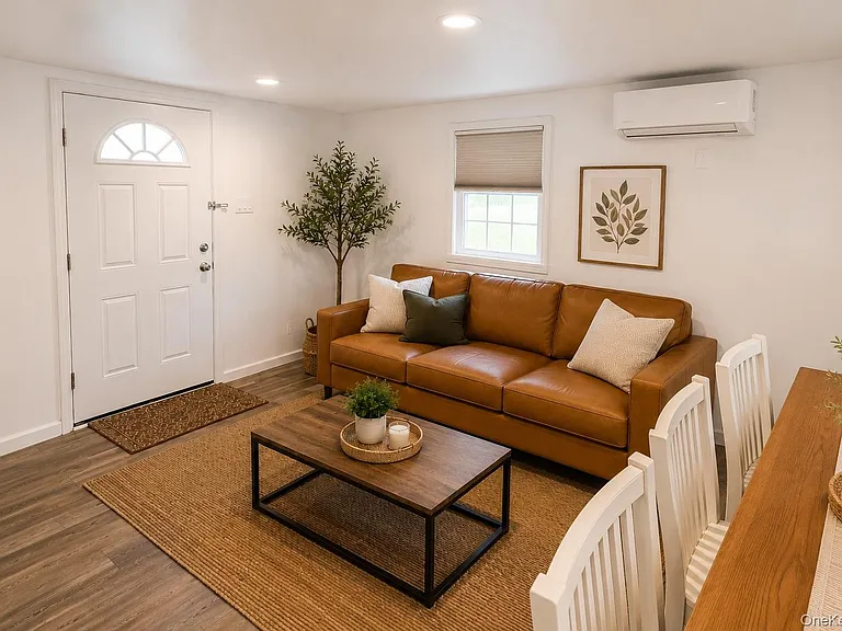 790 Sergeant Palmateer Way — Photo 3