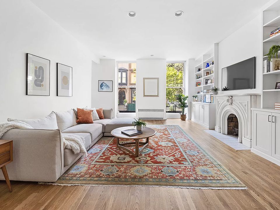 1st image of 137 Joralemon St