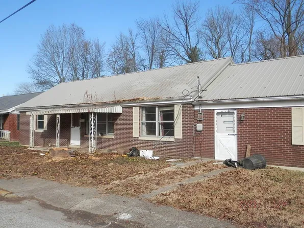 947 Green Meadows St, Cannelton, IN 47520