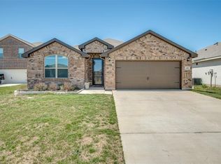 620 Autumn Ave, Justin, TX 76247