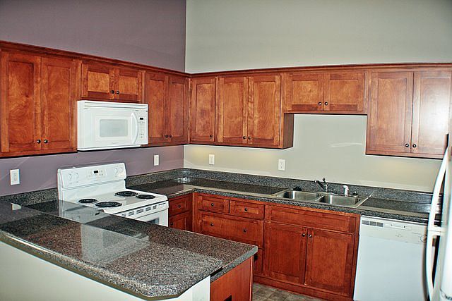 1st image of 108 W Hill Ave APT C