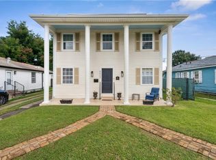 9523 Palm St, New Orleans, LA 70118