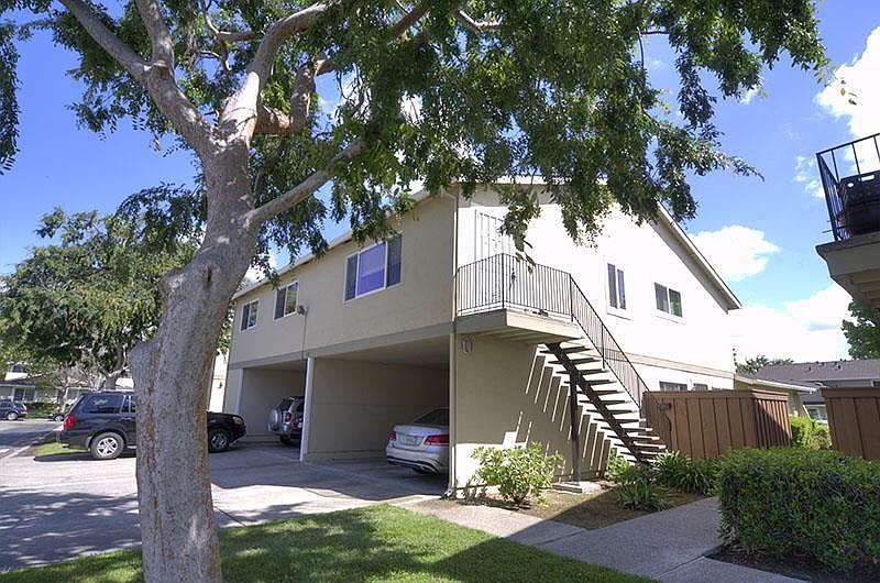 1st image of 327 San Petra Ct APT 4