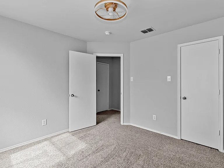 500 Canvas Ct — Photo 19