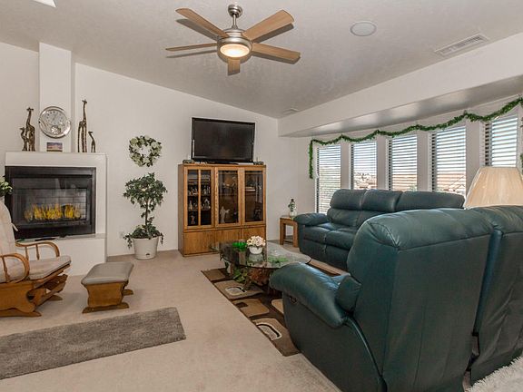 3rd image of 1740 Tatum Pl