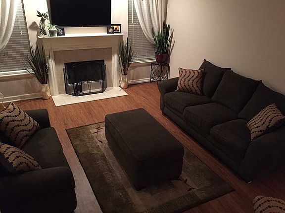 5th image of 8859 Oakbrook Cir