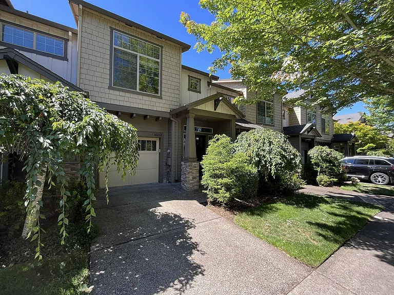 16012 NW Centine Ln — Photo 2