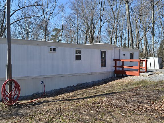 5th image of 44 Brian Dr