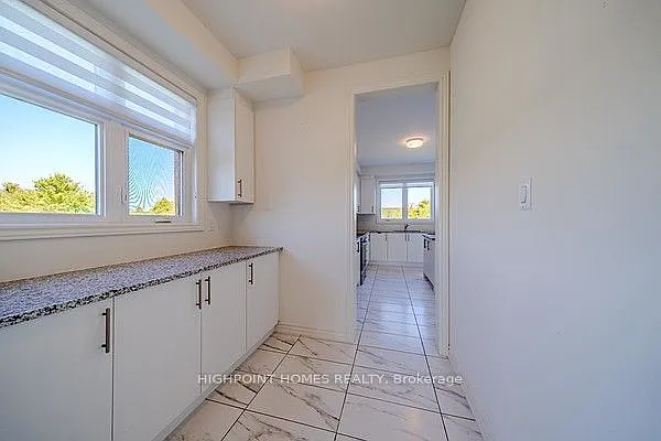 512 Trevor St — Photo 18