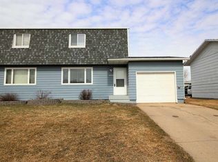 409 18th Ave SE, Minot, ND 58701