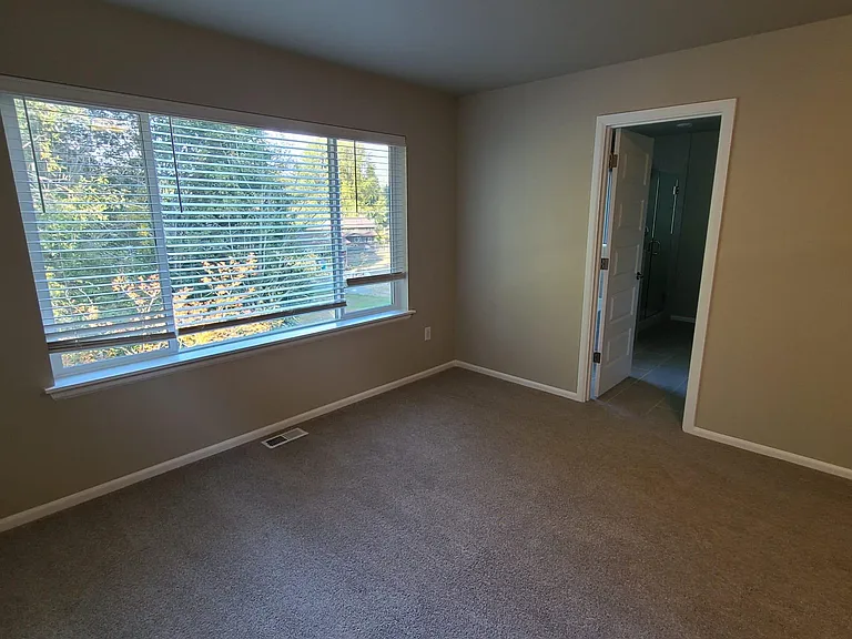 Access to Master bathroom