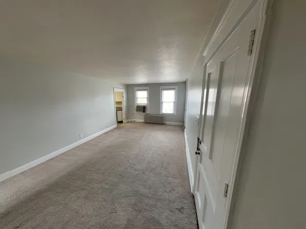 910 McCabe Ave Floor 2, Wilmington, DE 19802