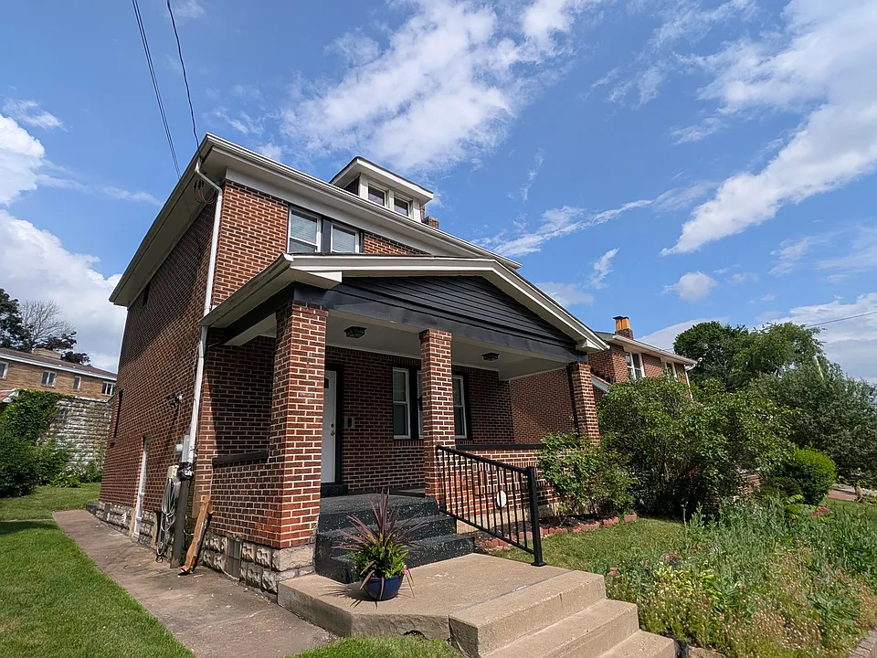 1308 McNeilly Ave