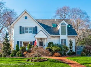 15 Hartshorne Pl, Middletown, NJ 07748