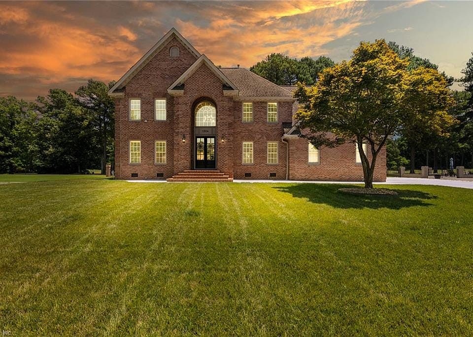 1st image of 1304 Turnberry Ct