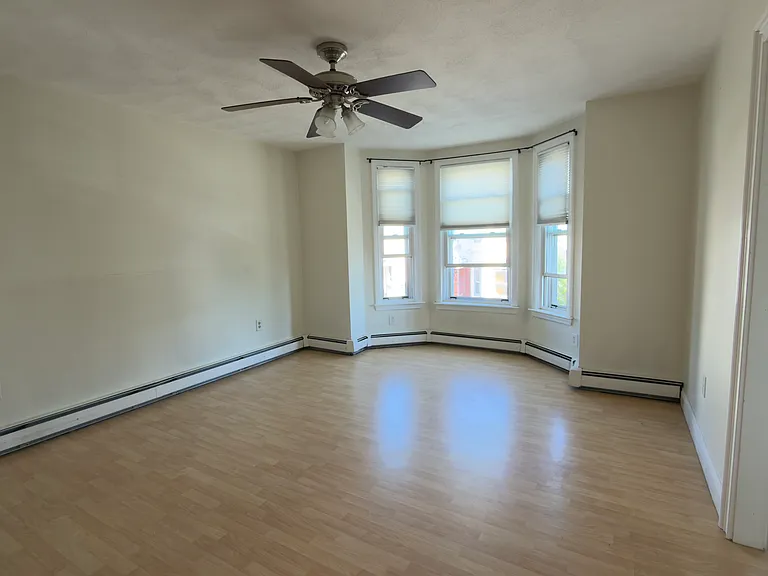 791 Saratoga St #2 — Photo 12