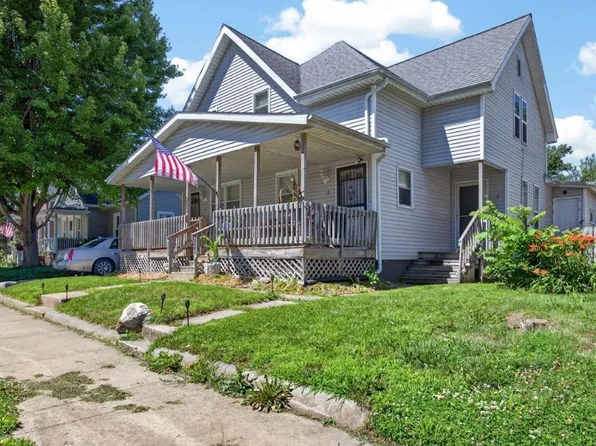 903 Low St, Bloomington, IL 61701