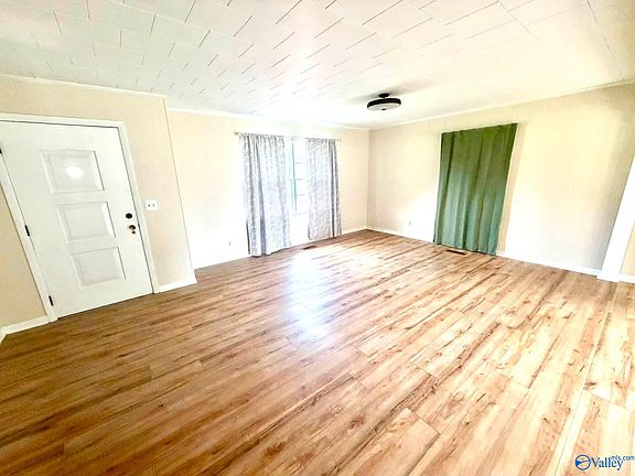 2nd image of 796 Lester Dr
