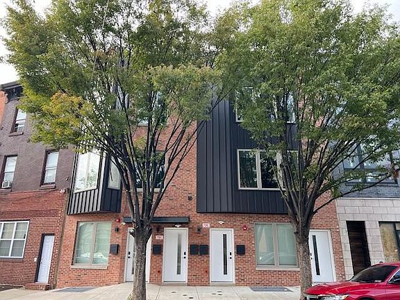 2nd image of 2554 Frankford Ave #2