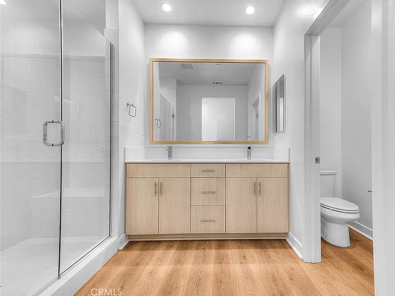 149 N 1st Ave — Photo 26