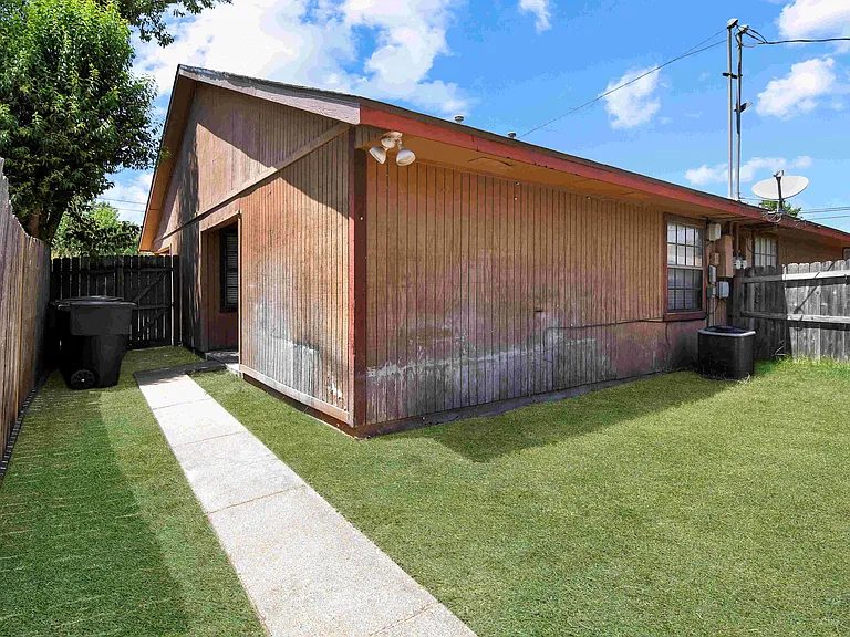 5209 Canyon Creek Dr — Photo 26