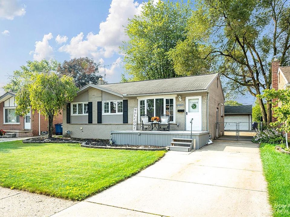 1st image of 32331 Grandview Ave