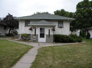 1846 Walnut St APT 3, Lauderdale, MN 55113