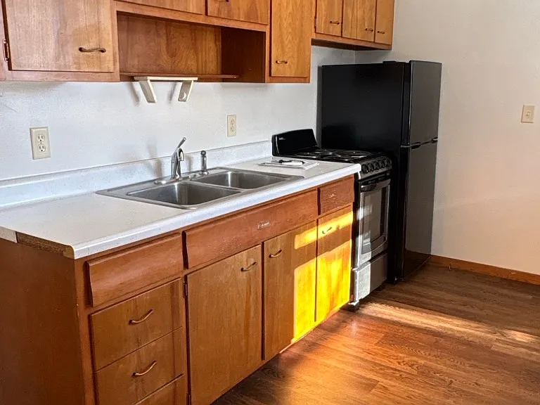 Bylund Apartments — Photo 12