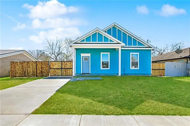 2509 Riverbend Rd — Photo 1