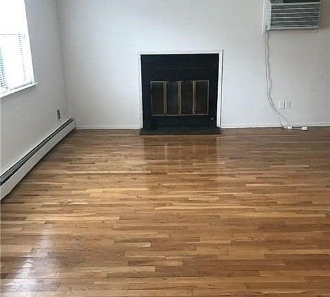 2nd image of 1 Mohegan Ave #A