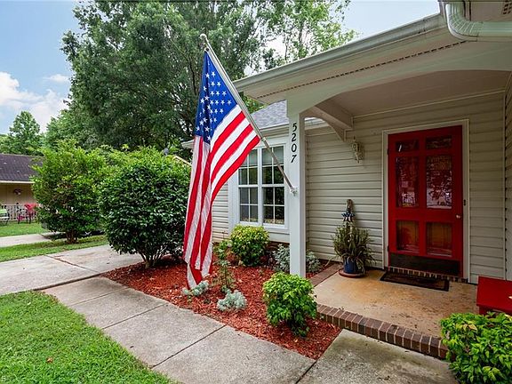 4th image of 5207 N Oaks Dr