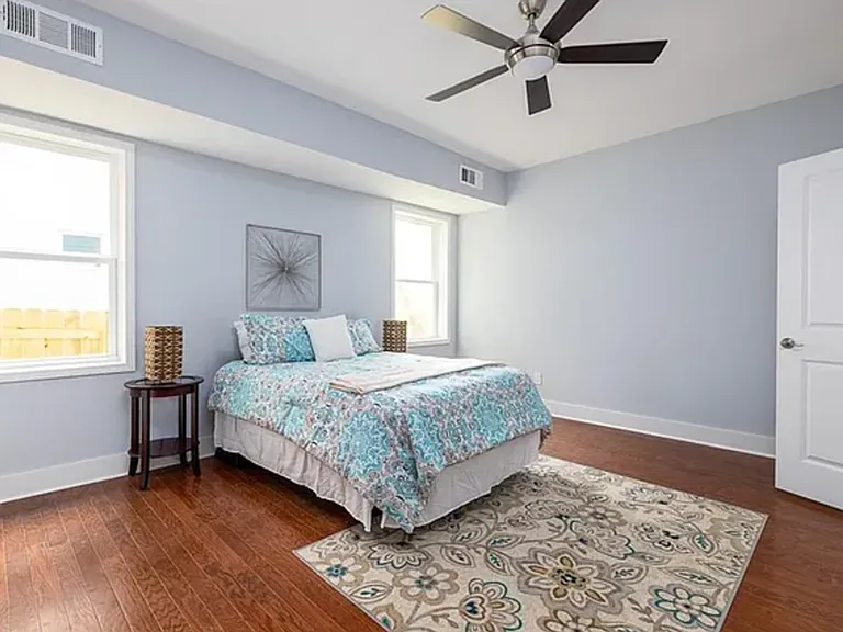 1267 Graymont Dr SW — Photo 15