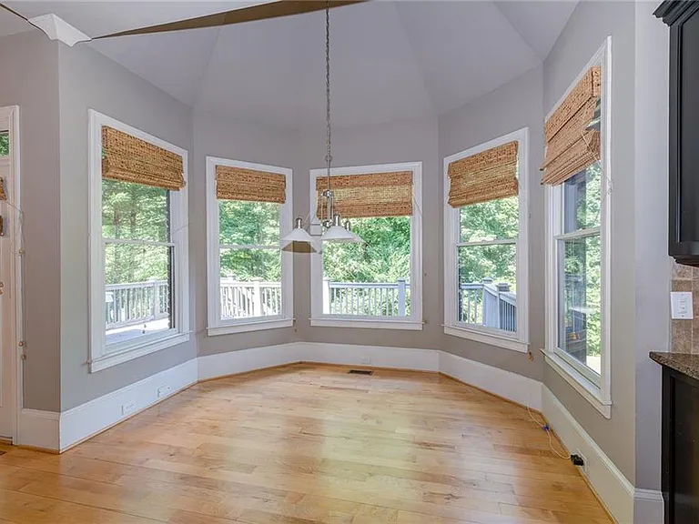 950 Glengate Pl — Photo 14