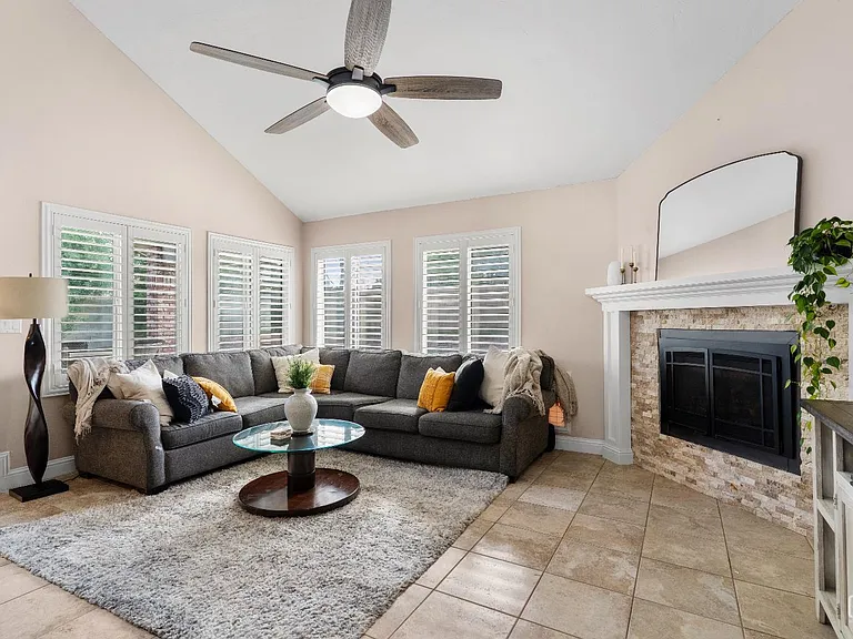 14601 Harvest Crest Ave — Photo 5