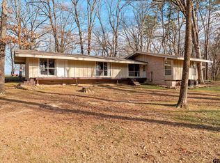 106 Lively Ave, Mount Pleasant, TX 75455