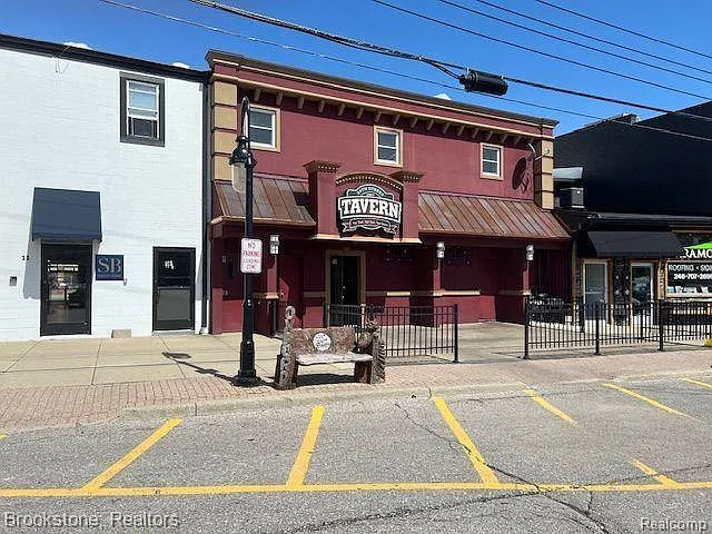 14 W Burdick St — Photo 23
